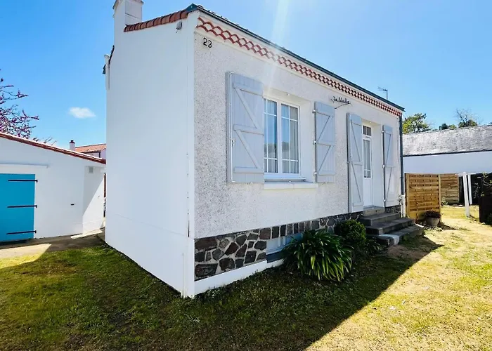 Les Alouettes Centre Et *